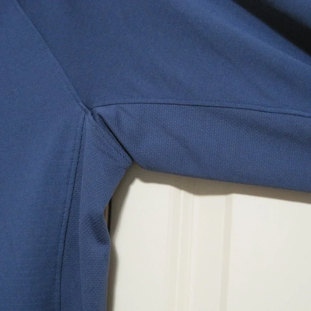 The North Face Flashdry quarter zip pull over sz L